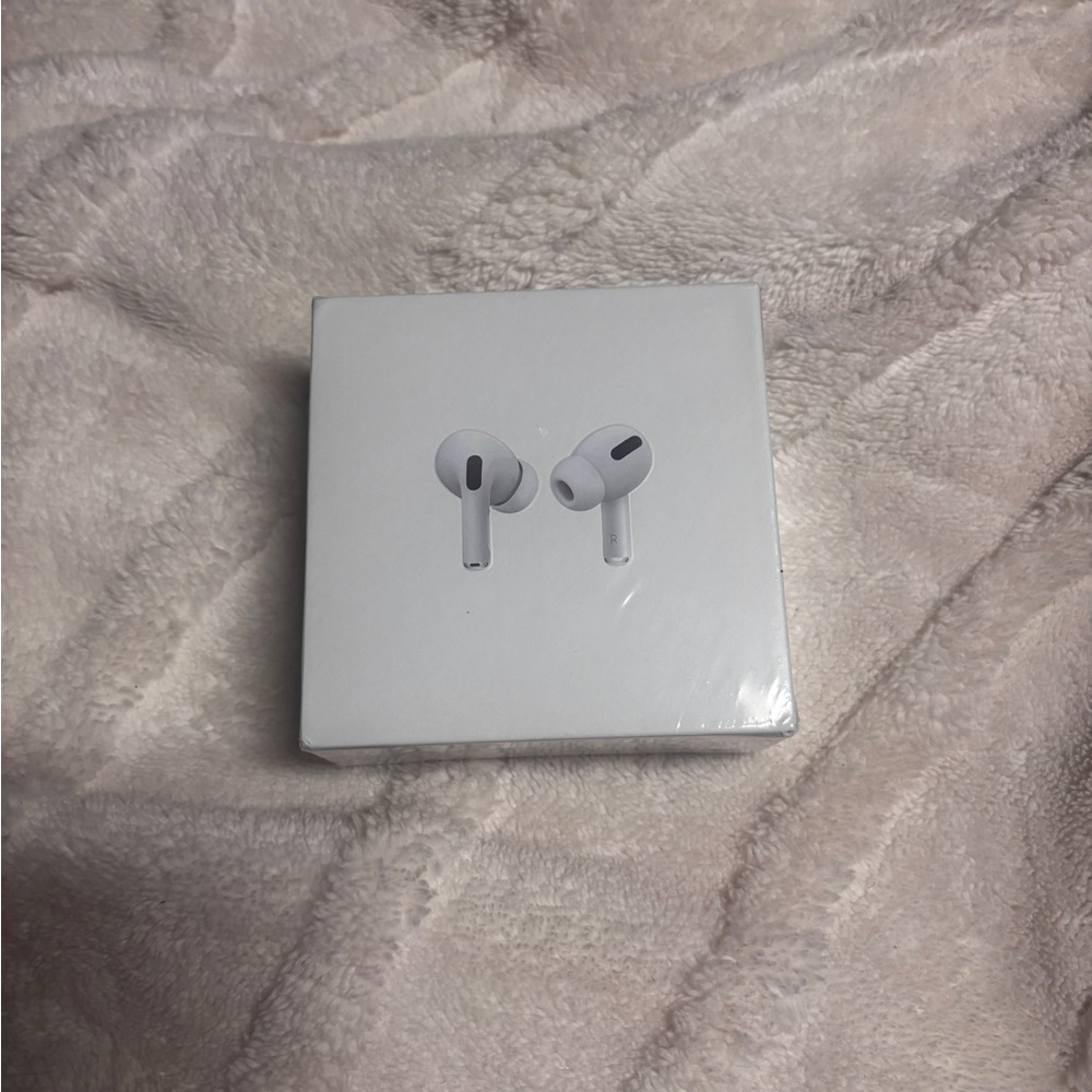 AirPods Pro with MagSafe Charging Case